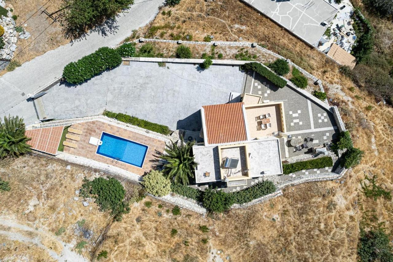 Villa Alonaki Sellía Exteriör bild